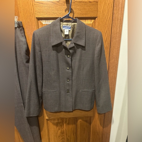 Vintage Pendleton Petite Size 10 Wool Pants Suit 2pc Power Suit Sz 10P - Picture 2 of 16